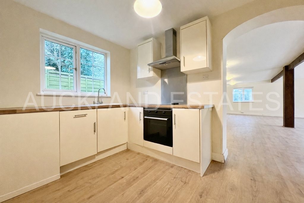 Additional image 41 of 5 bed detached house for saleFoxes Lane, Brookmans Park AL9
