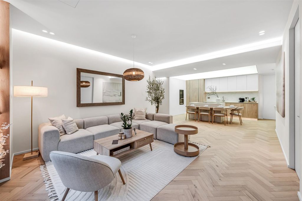 Property photo 3 of 20 2 Barrel Yard-2.Jpg