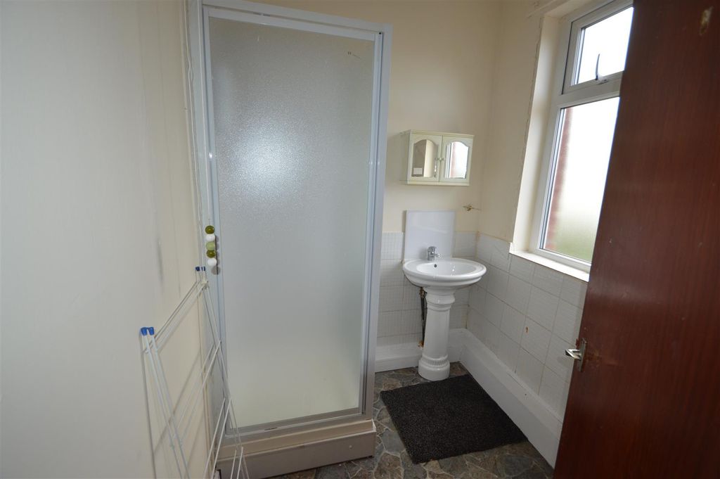 Property photo 3 of 3