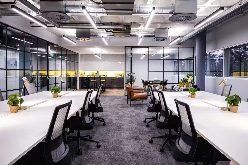 Property photo 1 of 7 Office