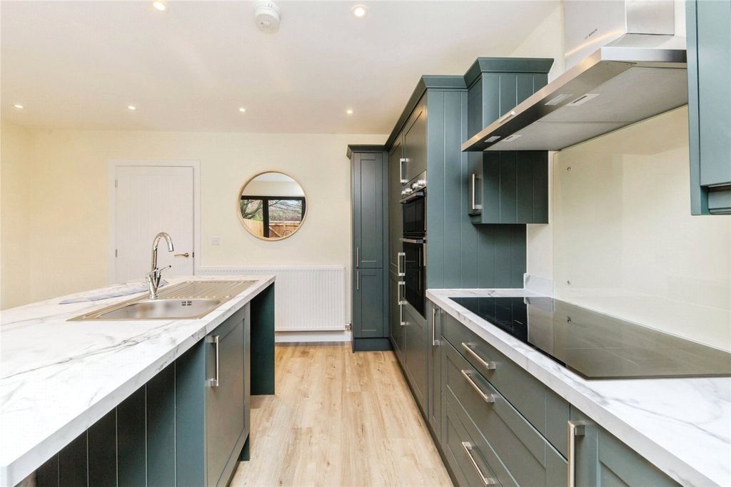 Property photo 2 of 11 Picture No. 02