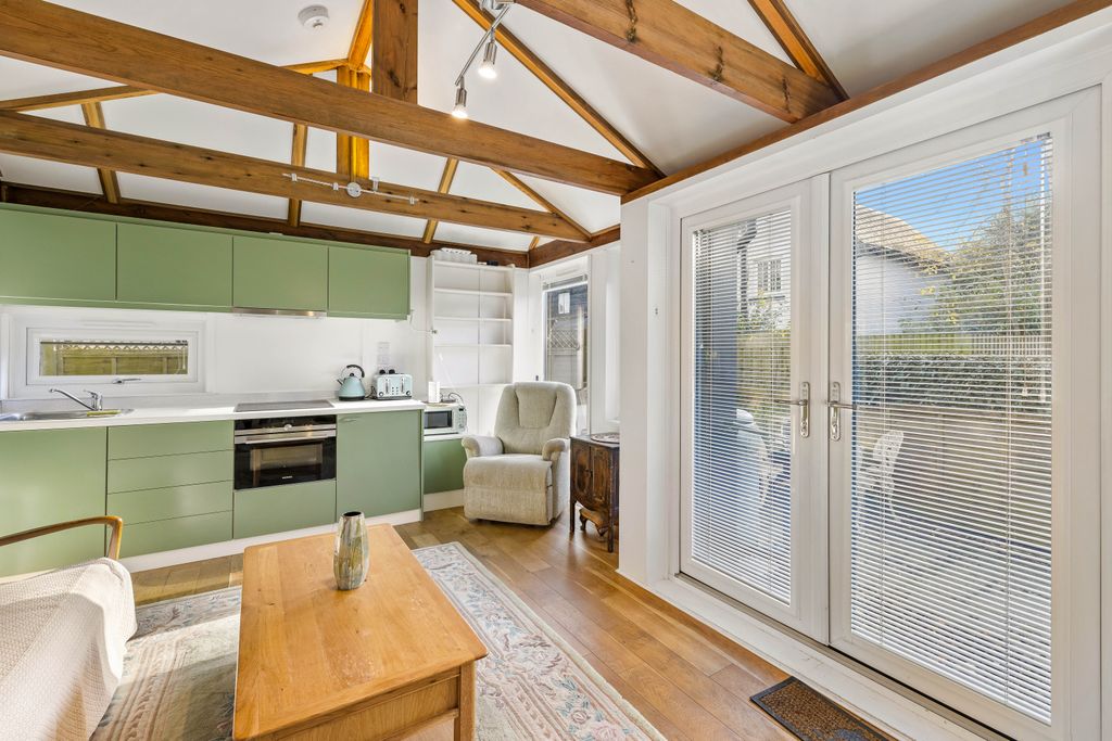 Property photo 1 of 9 Image (6).Jpg