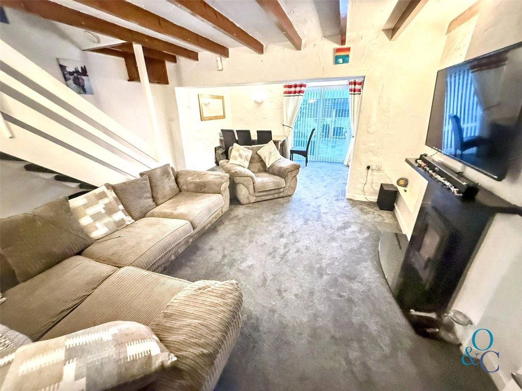 Property photo 3 of 19 Picture No. 07