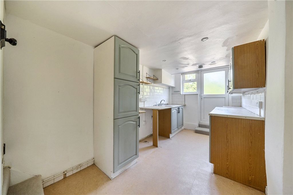Property photo 3 of 8 Picture No. 04