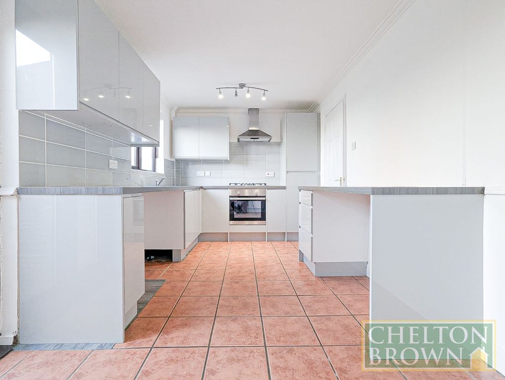 Property photo 2 of 23 Kitchen