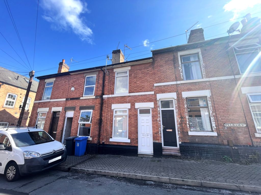 Property photo 1 of 11
