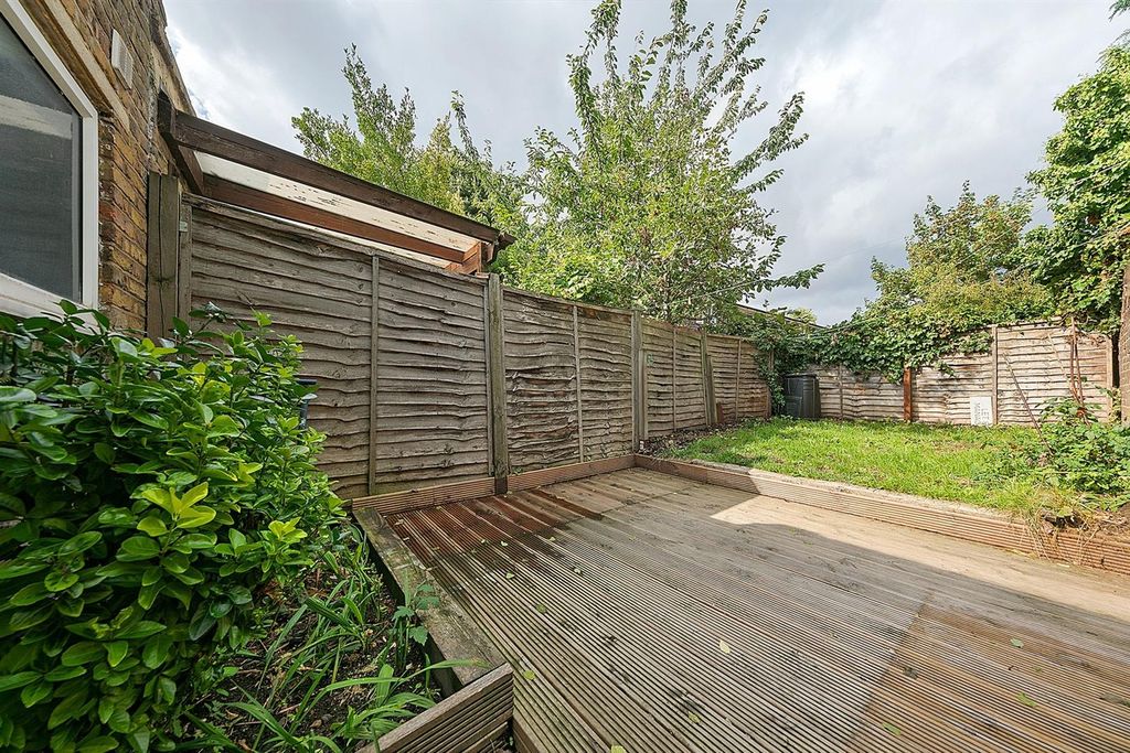 Property photo 3 of 13