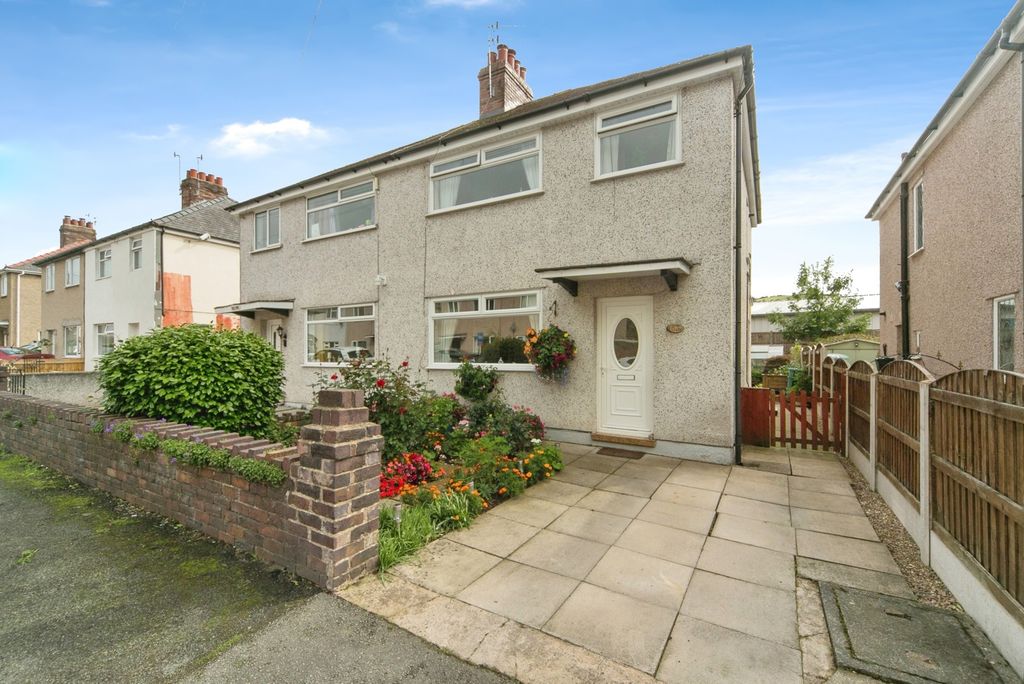 Property photo 1 of 17 Photo