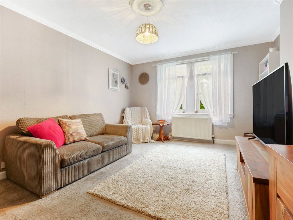 Property photo 2 of 18 Picture No. 02