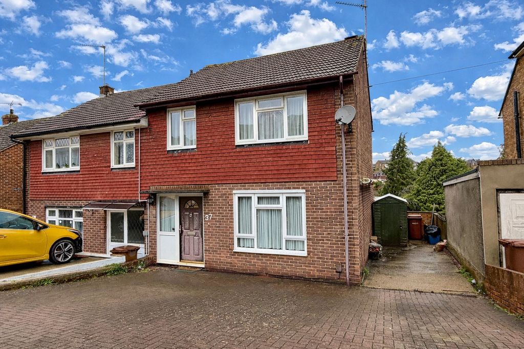 Property photo 1 of 13