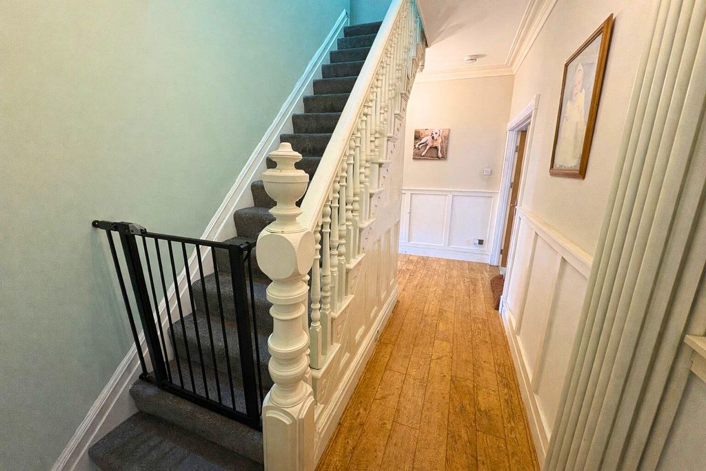 Property photo 3 of 38 Hallway A (Edit).Jpg