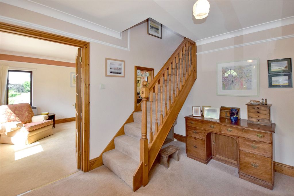 Property photo 3 of 19 Picture No. 07