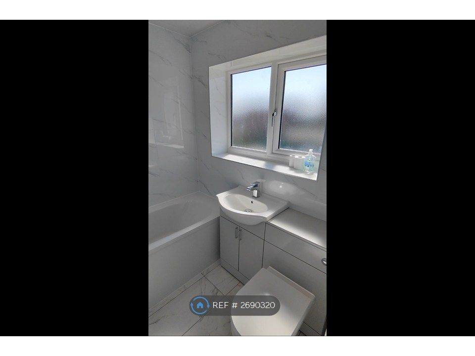 Property photo 3 of 3