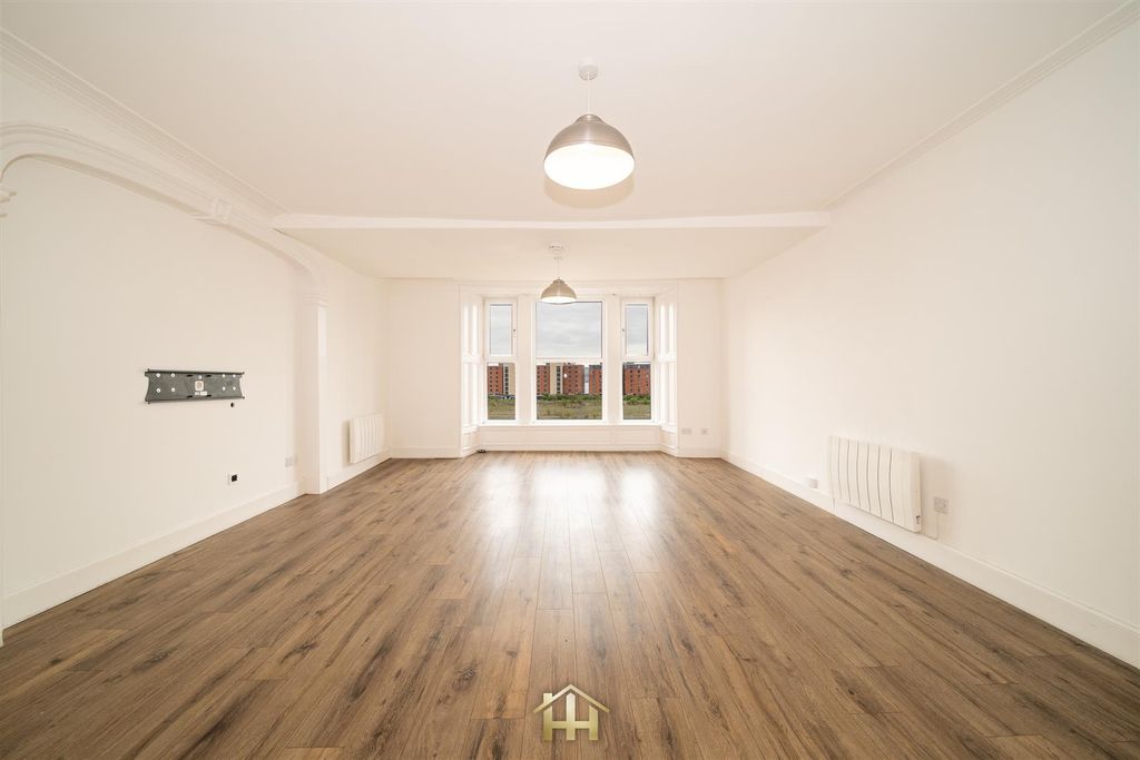 Property photo 3 of 23 22A Roseangle Dd1 4Lr 240725 Edit (18 Of 43).Jpg