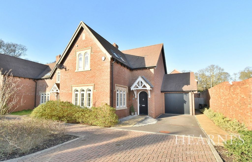 Property photo 1 of 24