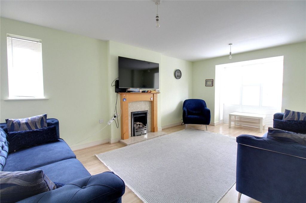 Property photo 2 of 15 Picture No. 26