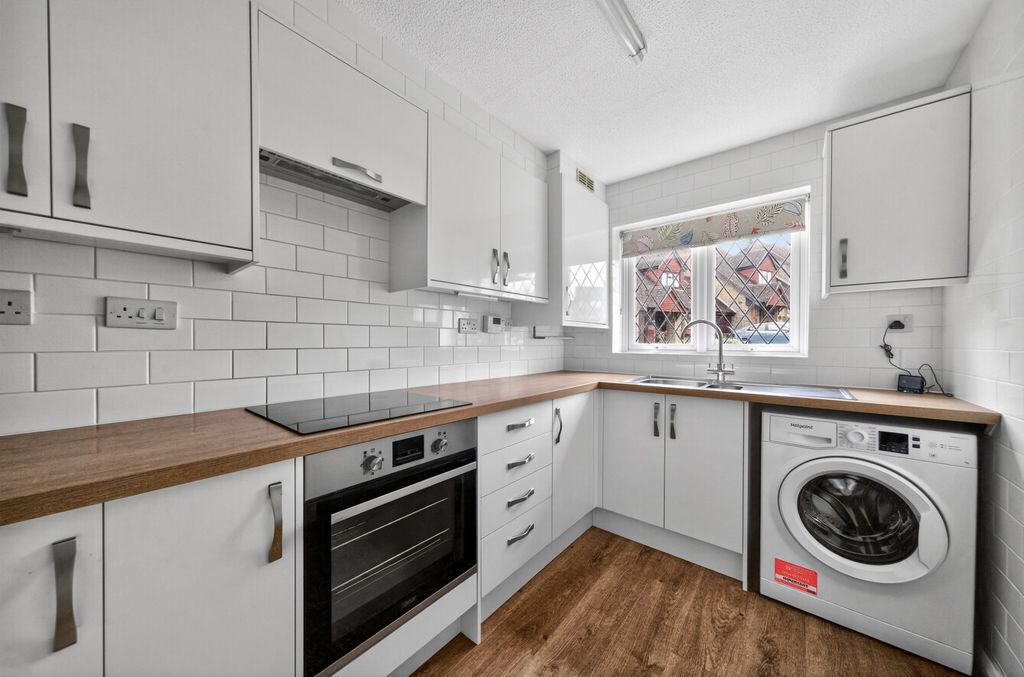 Property photo 3 of 22 1433419-14-69c655...