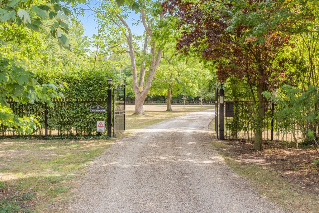 Property photo 2 of 28 Picture No. 22