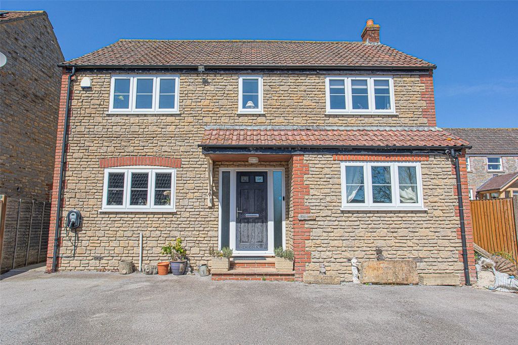Property photo 1 of 23 Picture No. 27