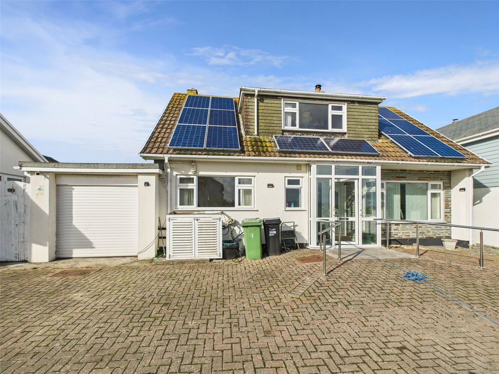 Property photo 1 of 19 Picture No. 01