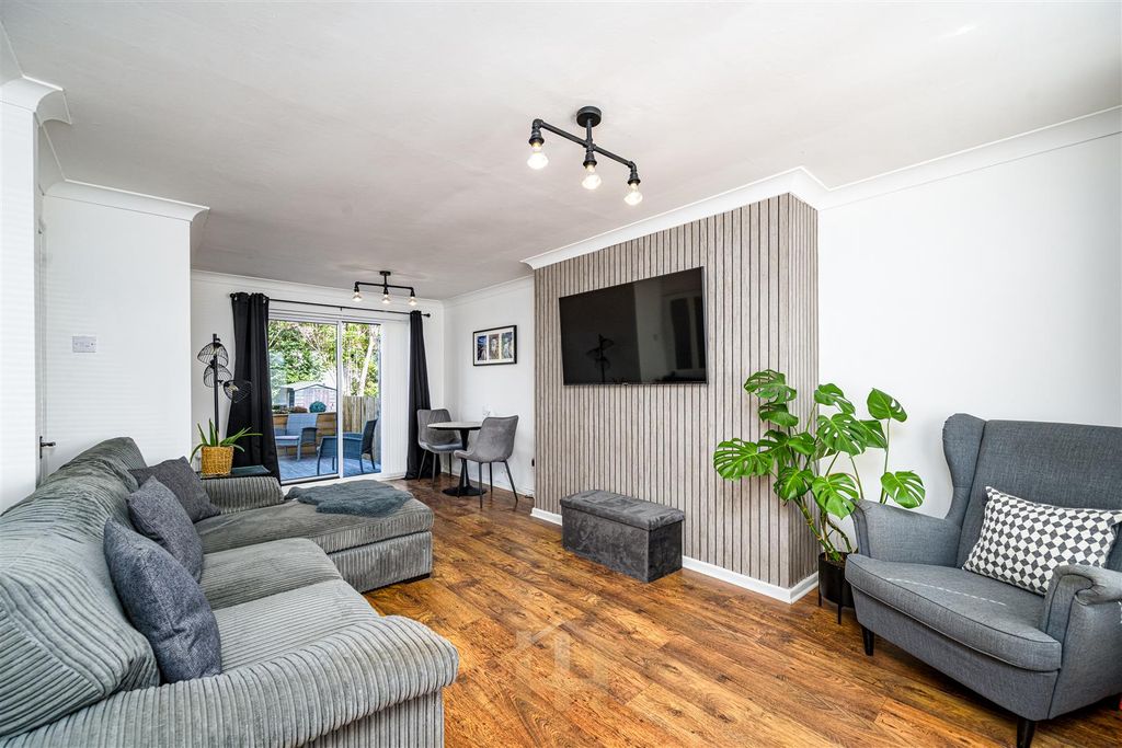 Property photo 3 of 13 Z92_3851-Edit.Jpg