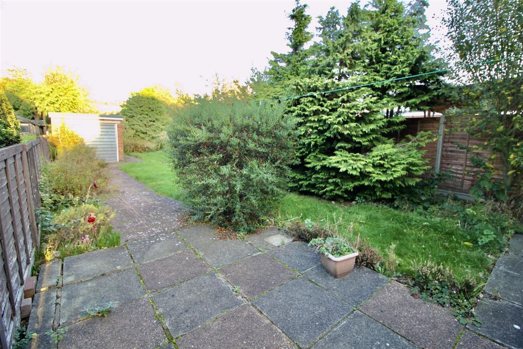 Property photo 2 of 8 Rear