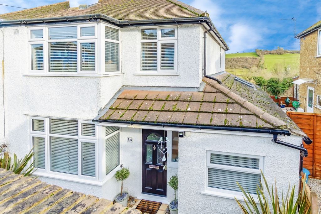 Property photo 1 of 19 Pbox-Img.Jpg