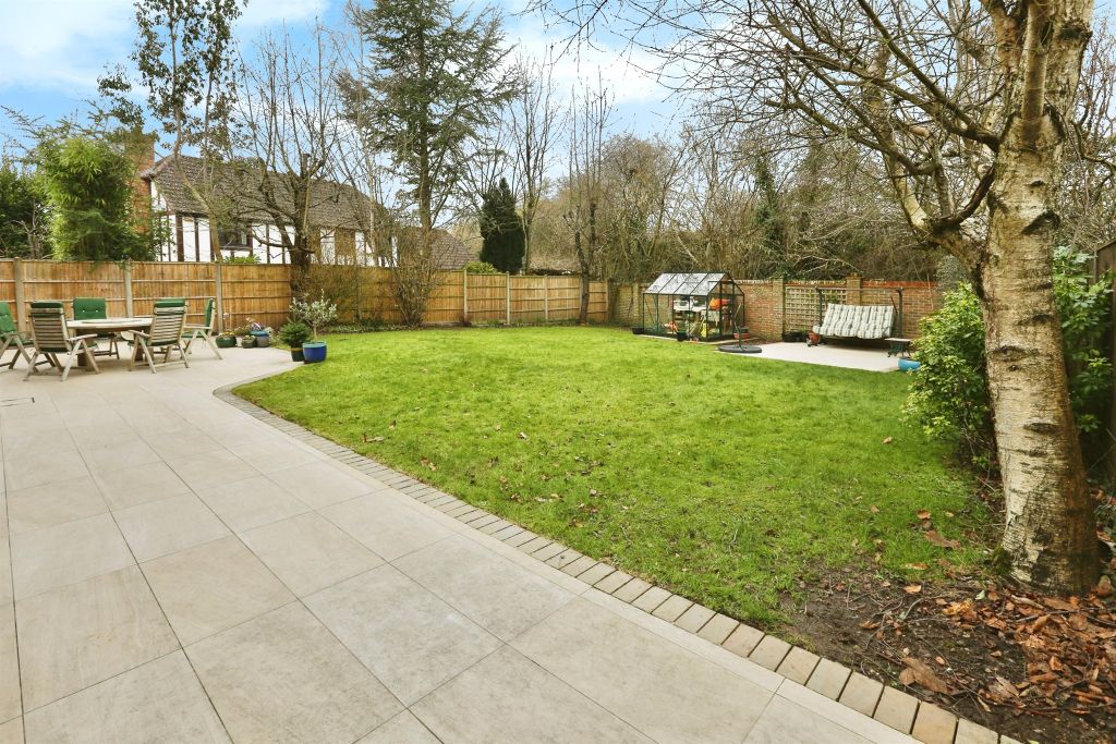 Property photo 3 of 25