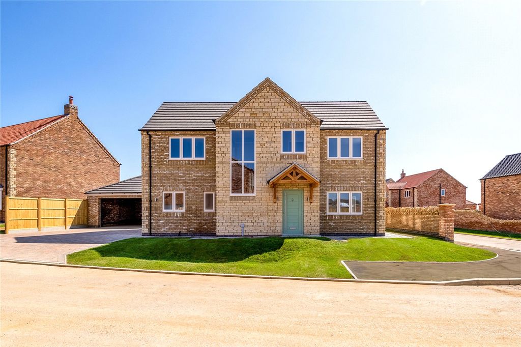 Property photo 2 of 13 Snitterby Example