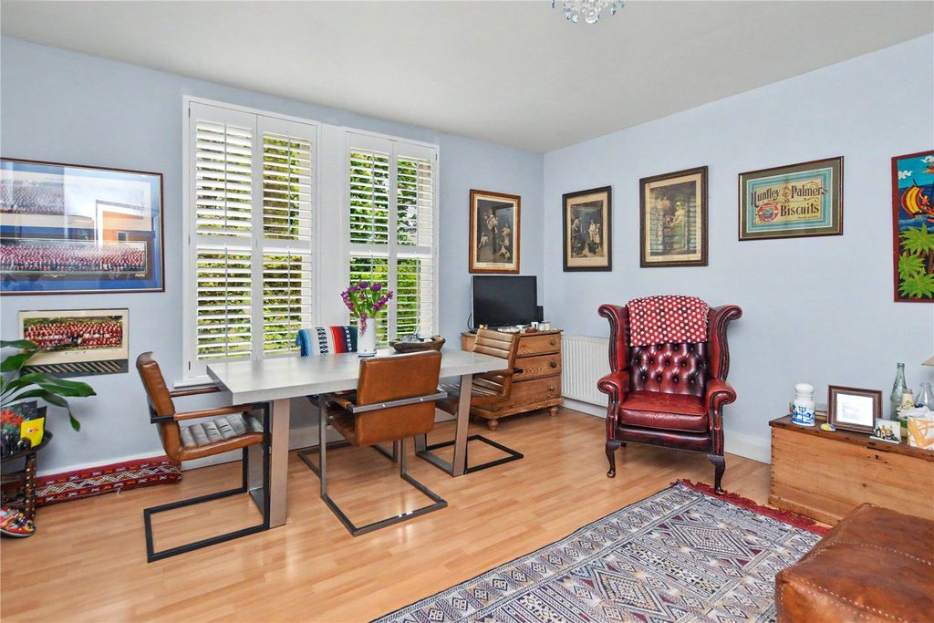 Property photo 2 of 13 Picture No. 03
