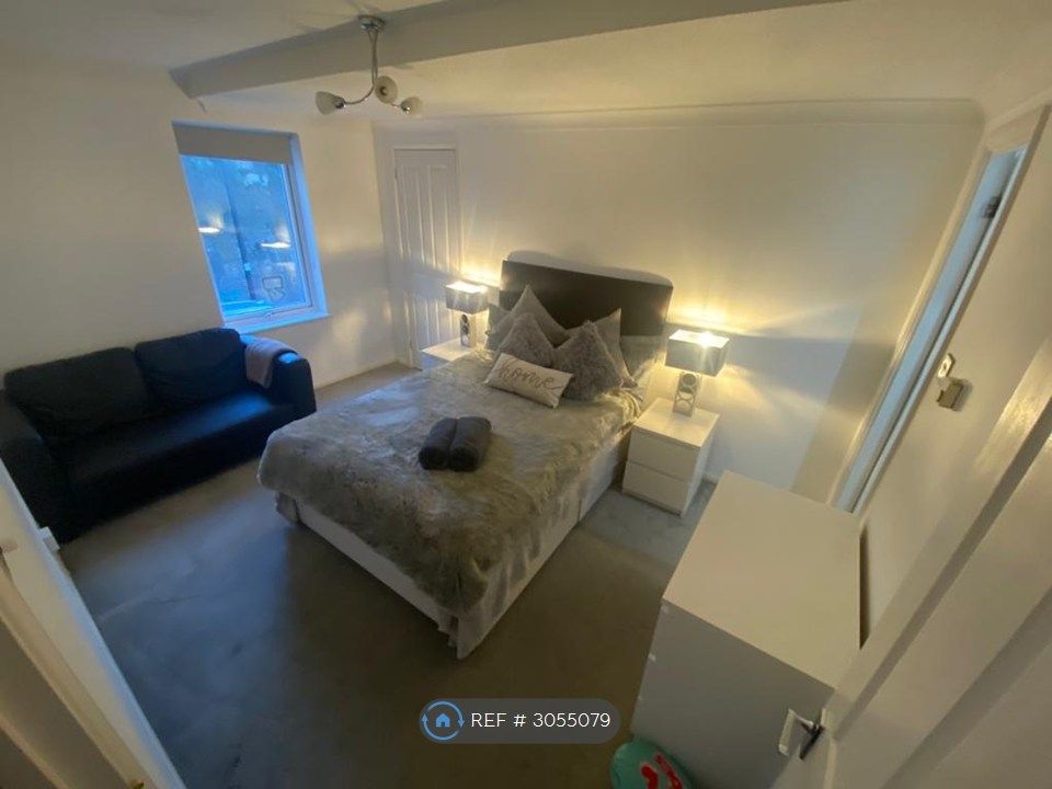 Property photo 3 of 12 Bedroom One