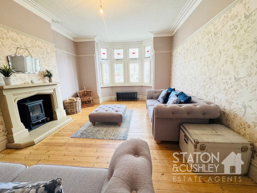 Property photo 2 of 44
