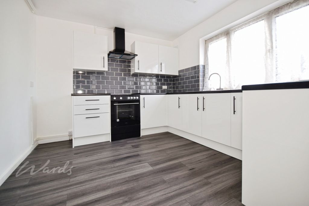 Property photo 3 of 6 Pine Kitchen 1