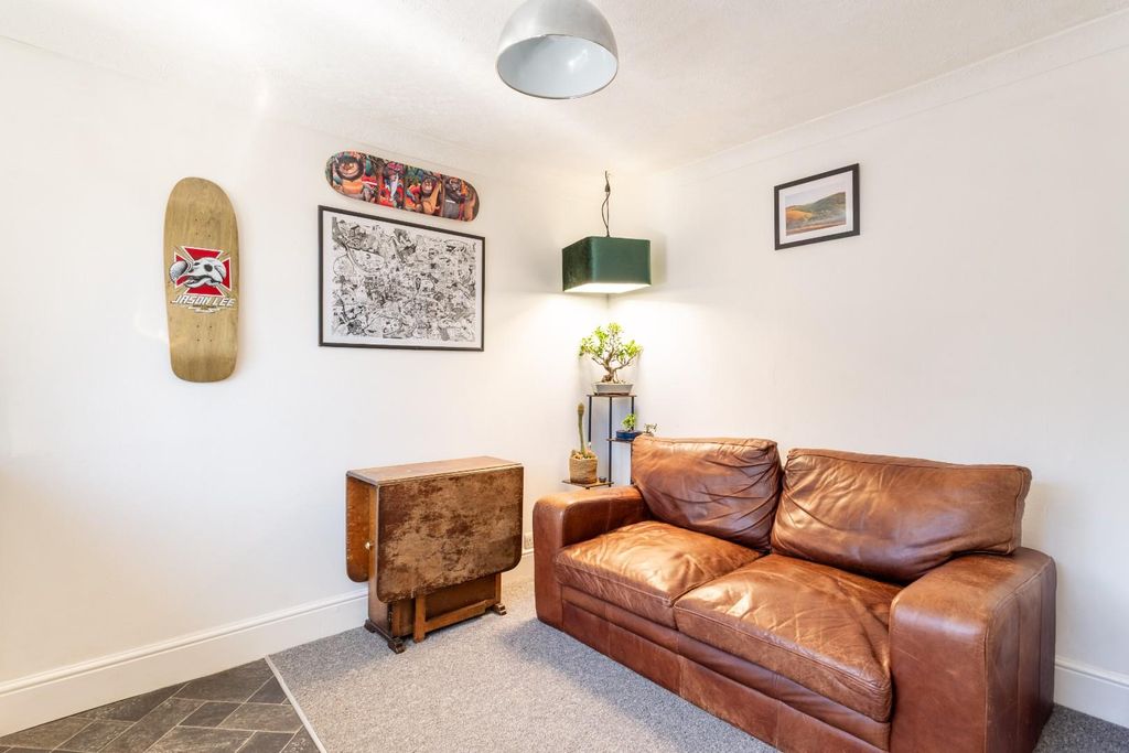 Property photo 2 of 12 22A Rochester Street-3.Jpg