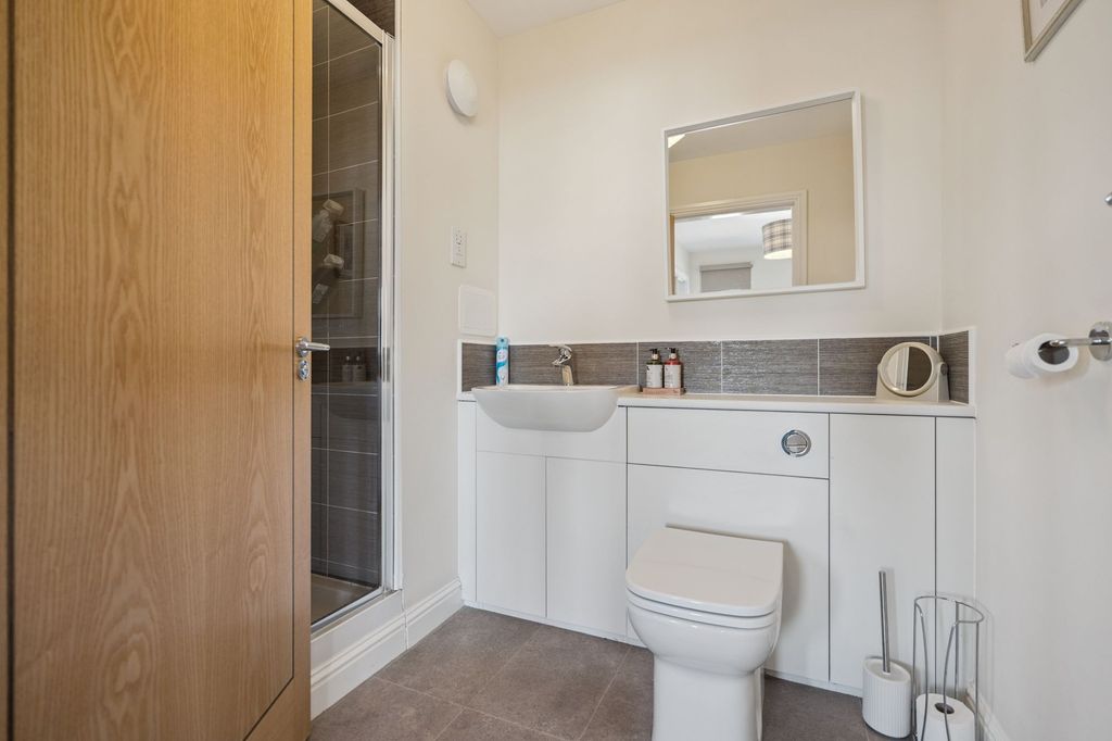Additional image 10 of 2 bed flat for saleRollock Street, Stirling FK8