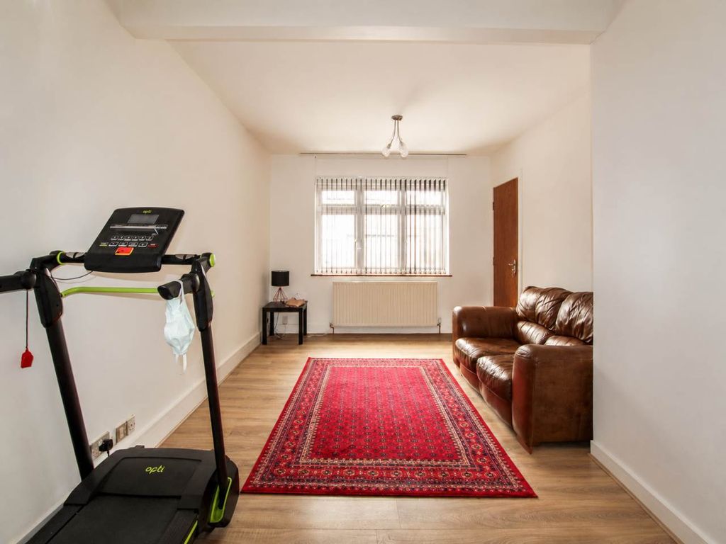 Property photo 3 of 15 Img_0667