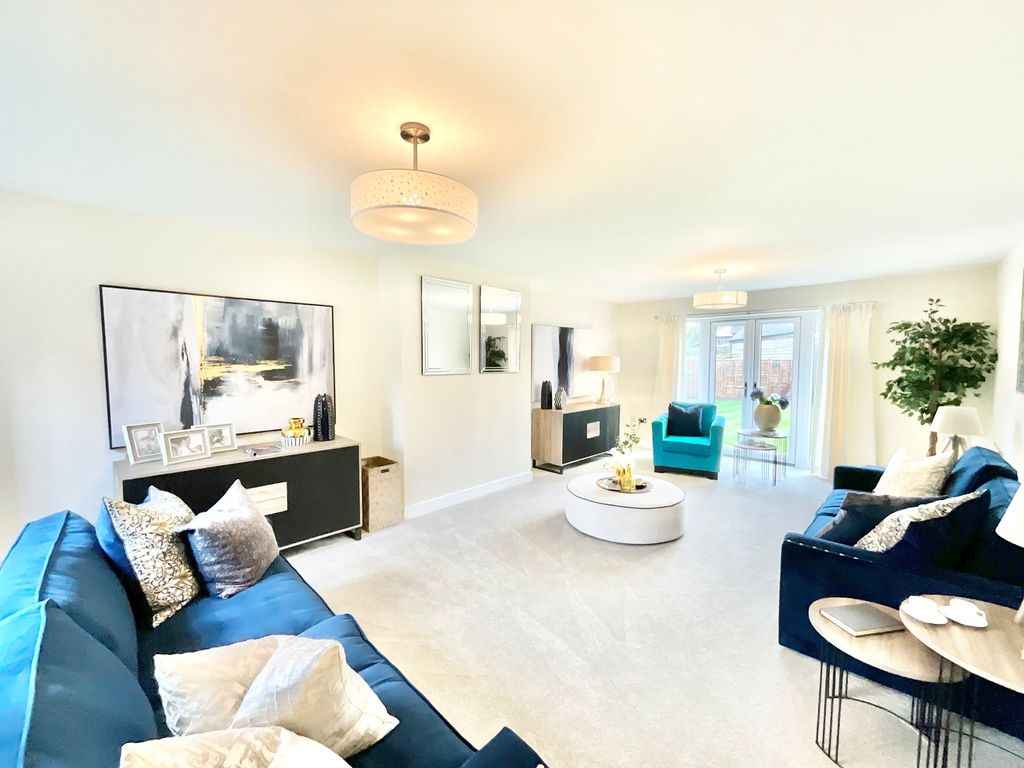 Property photo 2 of 36