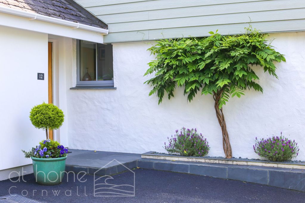 Property photo 3 of 70