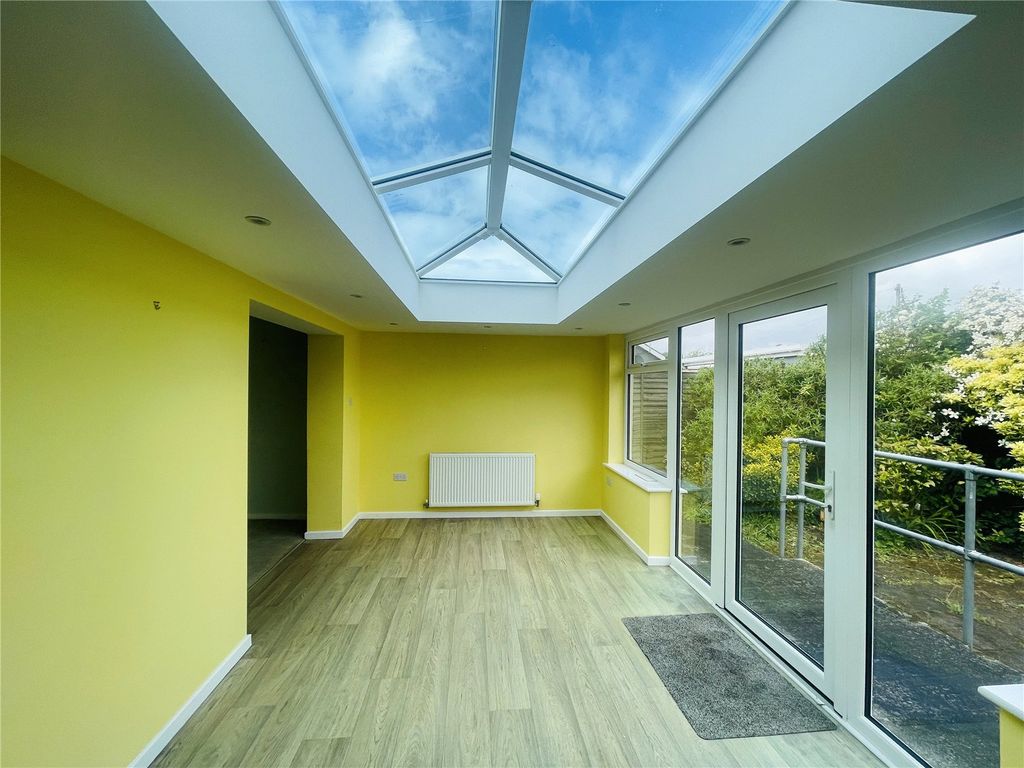 Property photo 3 of 24 Picture No. 05