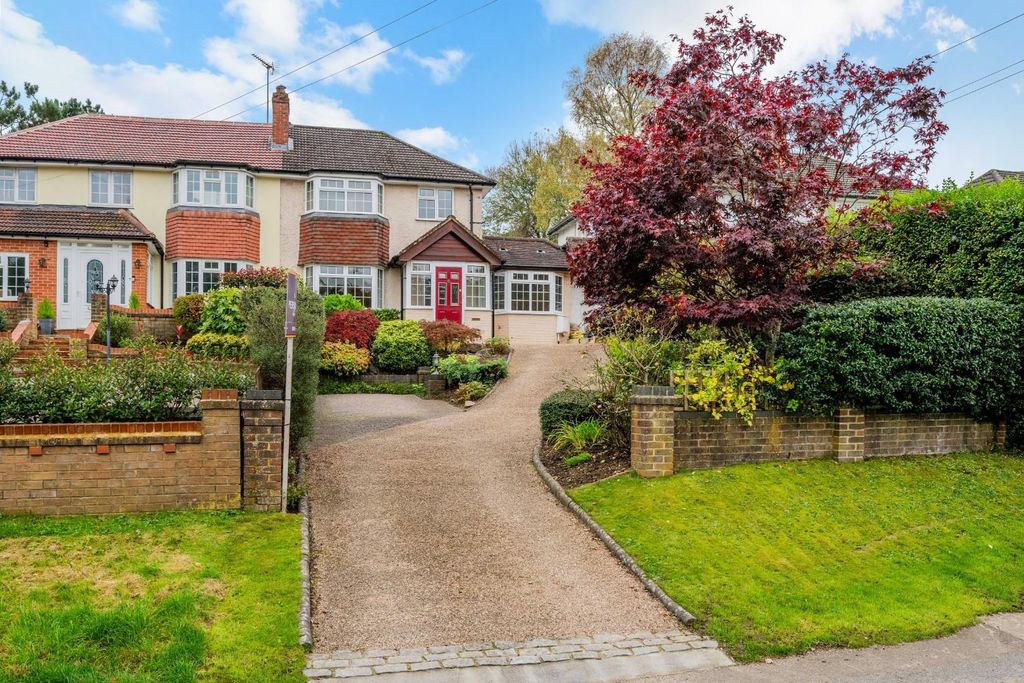 Property photo 1 of 19 Chipstead Lane (7).Jpg