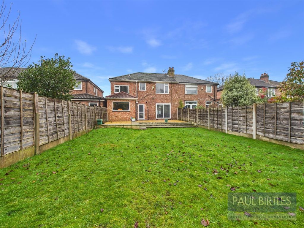 Property photo 2 of 22 Cam04378G0-Pr0272-Still032.Jpg