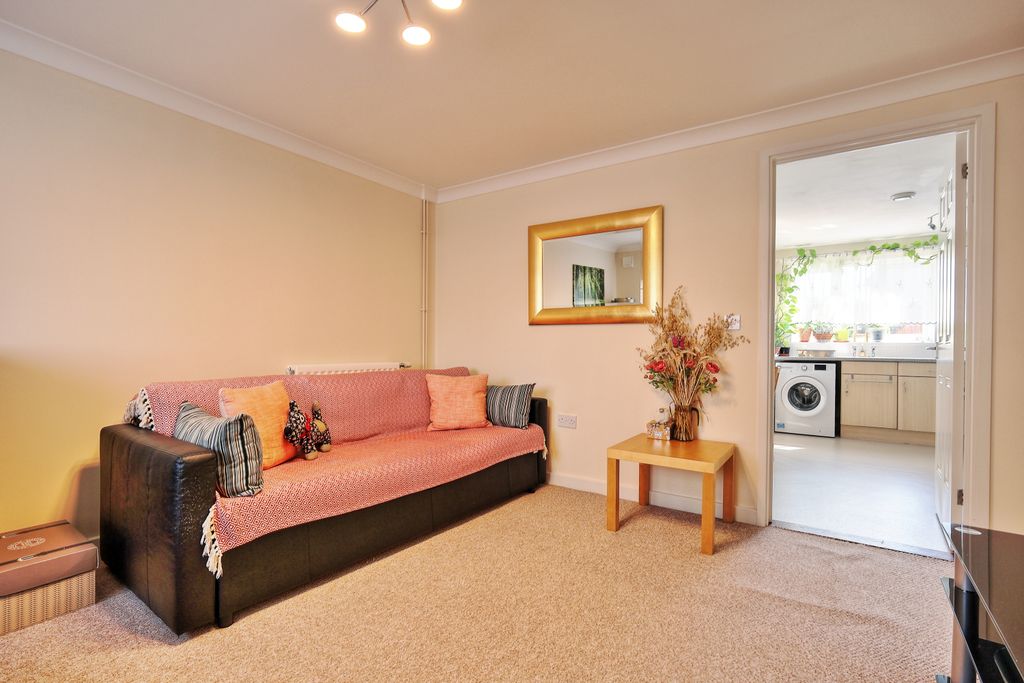 Property photo 2 of 13 1