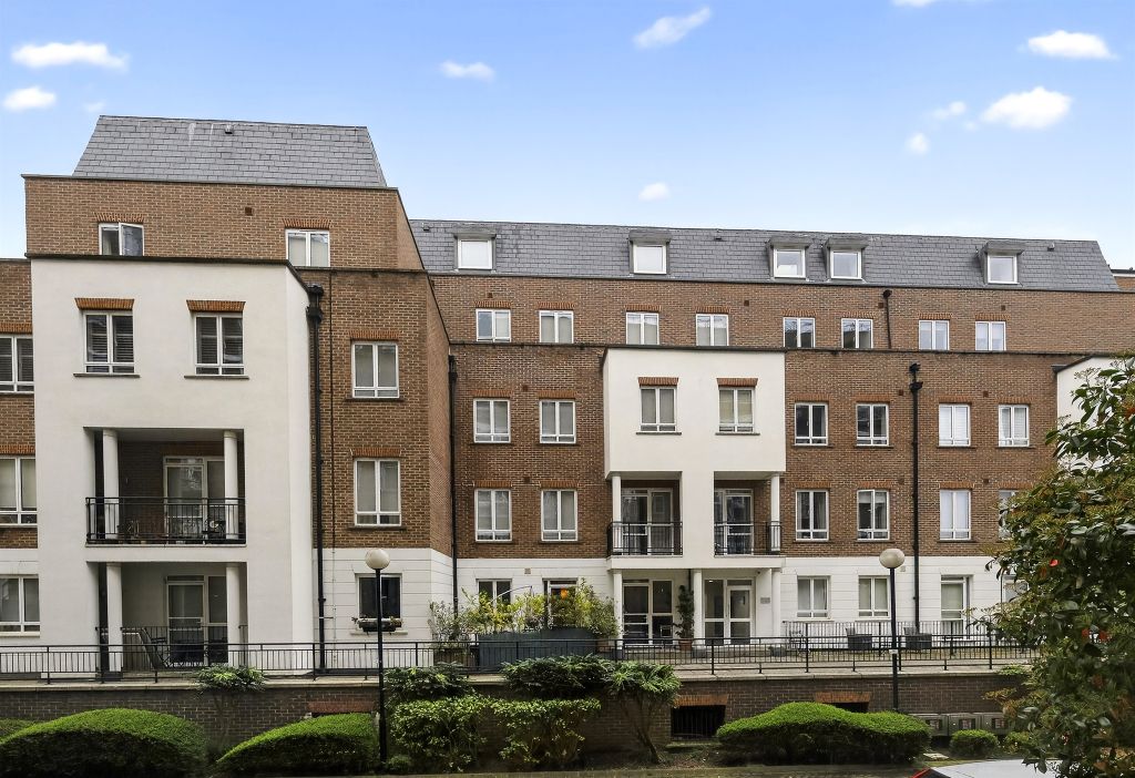 Property photo 1 of 21