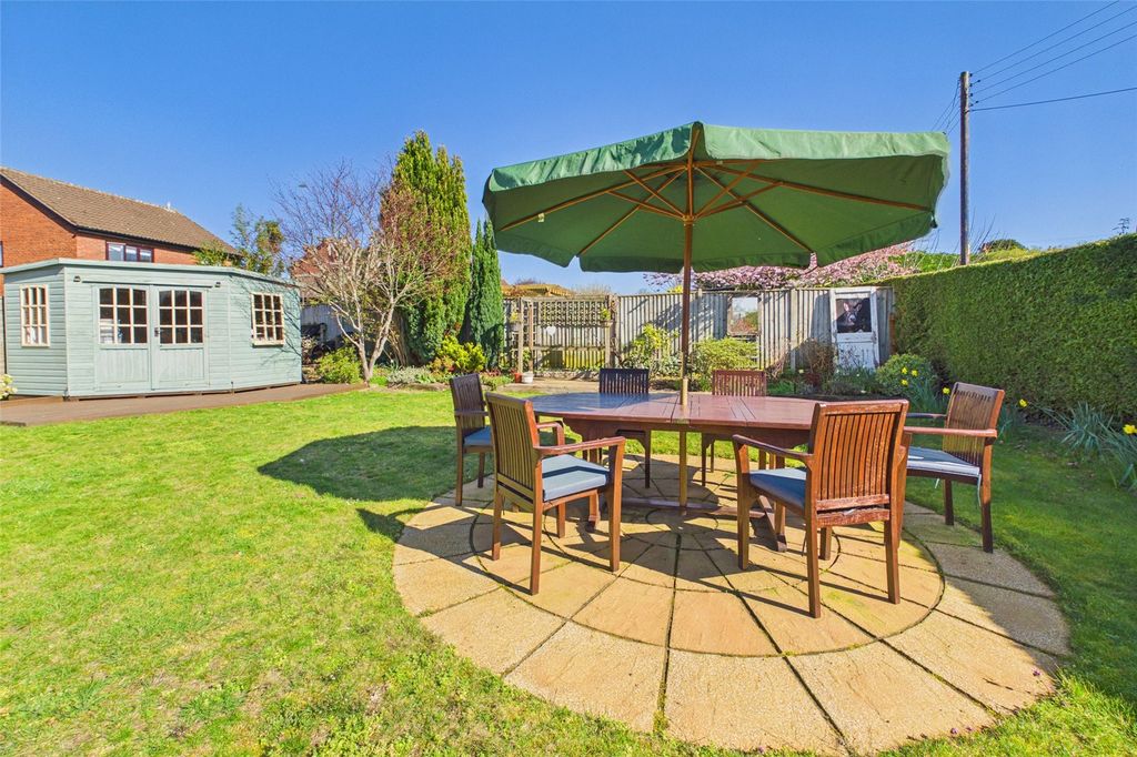 Property photo 3 of 18 Picture No. 16