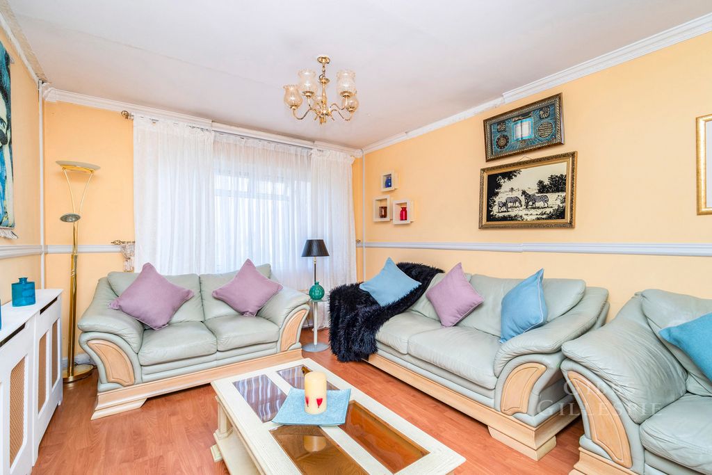 Property photo 2 of 10 Pbox-Img.Jpg