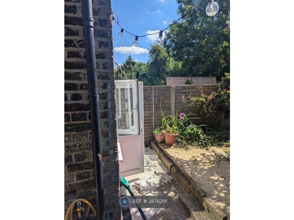 Property photo 3 of 19 Rear Access