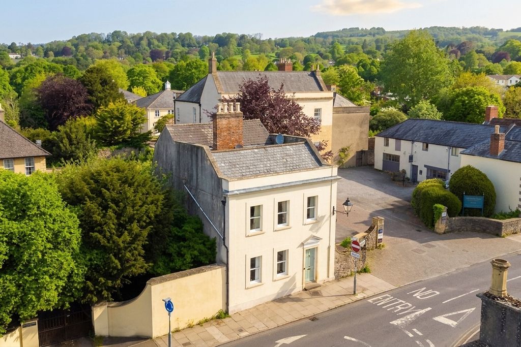 Property photo 1 of 21 5018183