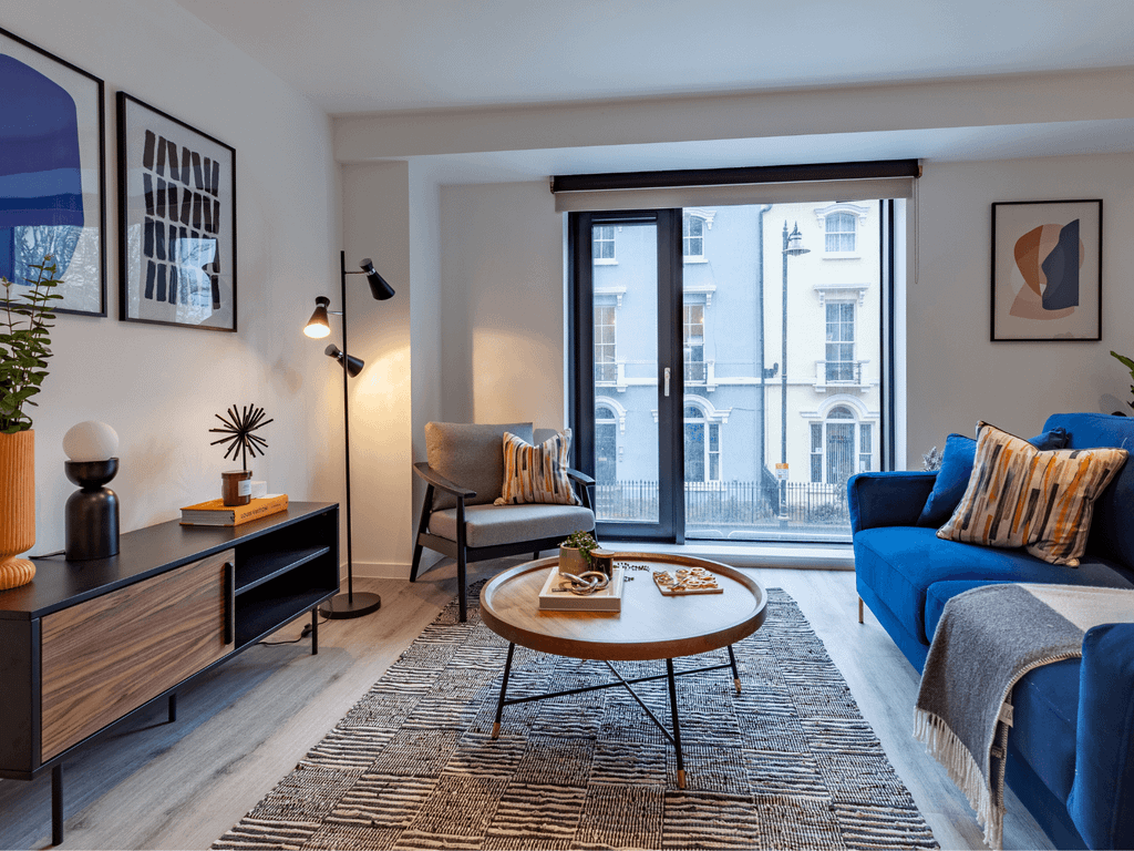 Property photo 3 of 11