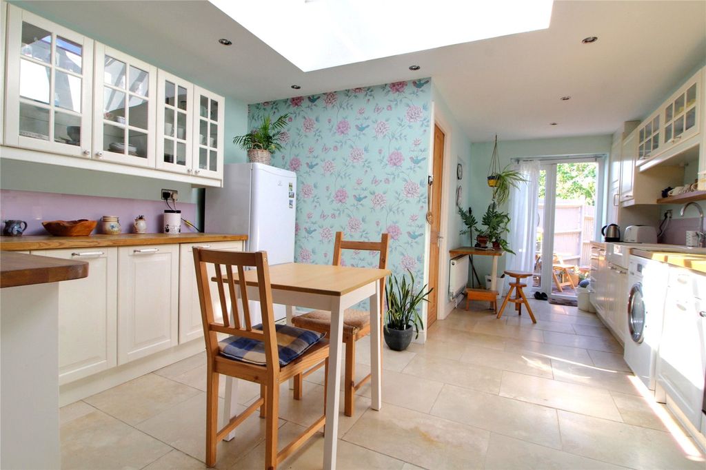 Property photo 2 of 18 Picture No. 05