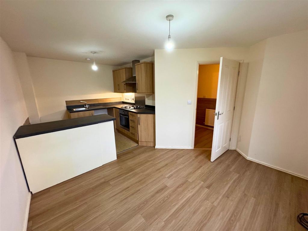 Property photo 2 of 9 Untitled Design (12).Png